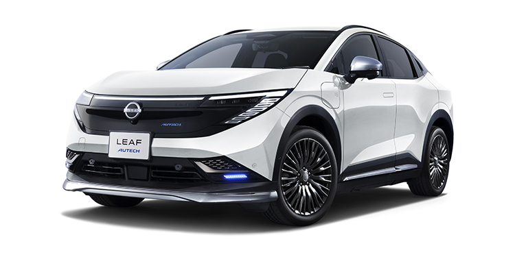 プリズムホワイト(3P)
〈＃QBE・スクラッチシールド〉
(特別塗装色)