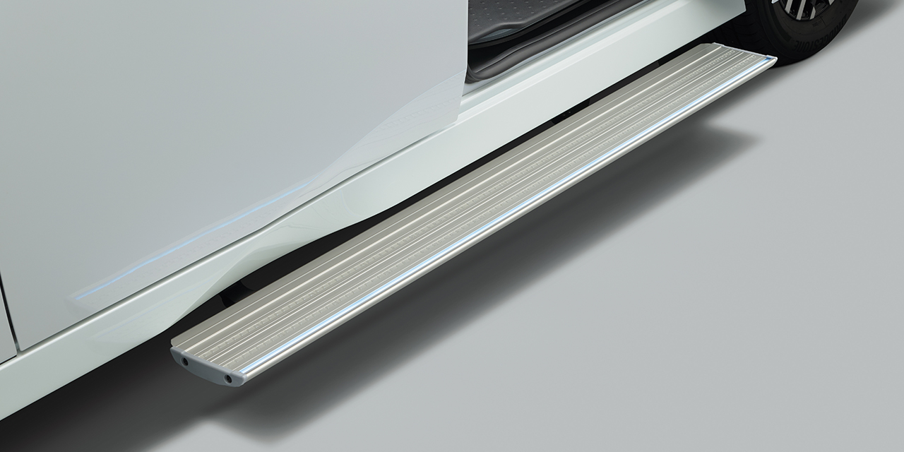 セレナ ステップタイプ ロングステップとステップイルミネーション の拡大画像