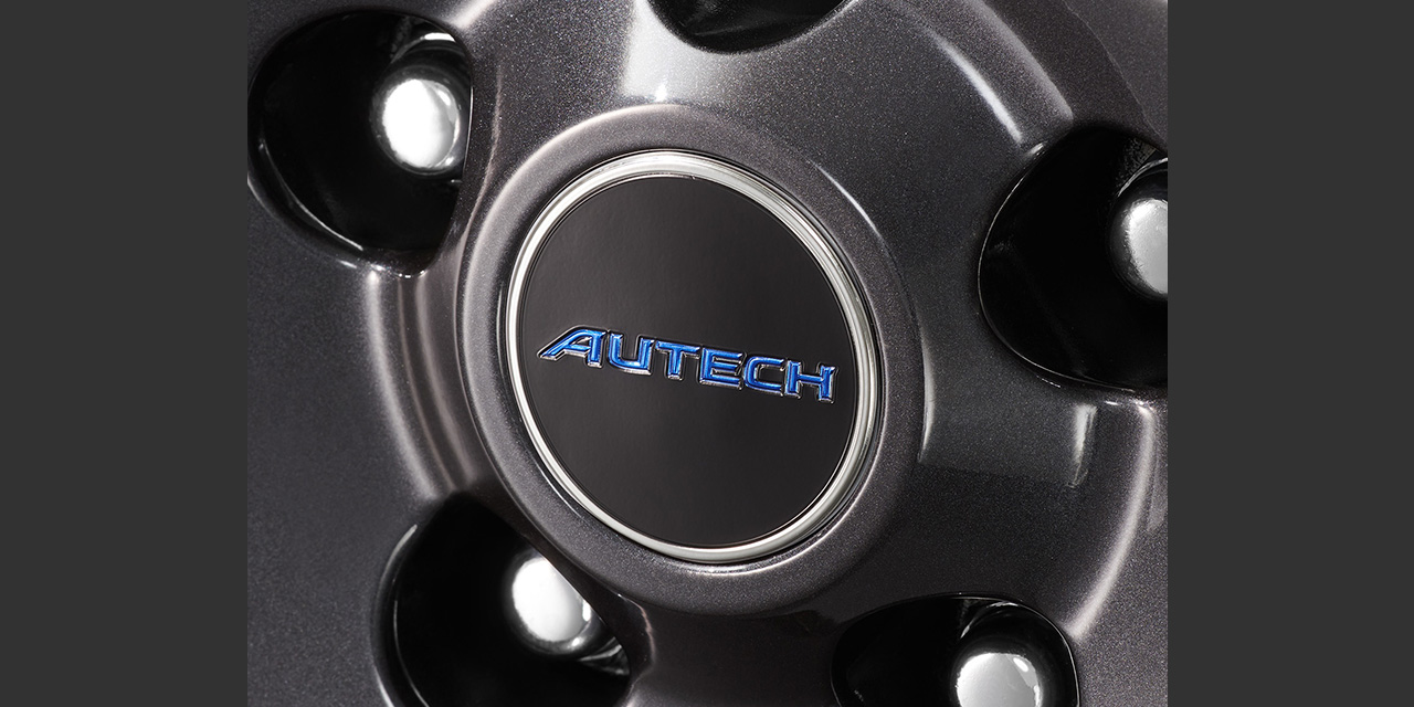 センターキャップエンブレム （ハイボスカル製､「AUTECH」ロゴ入り、4枚セット）※写真は当該車両ではございません。